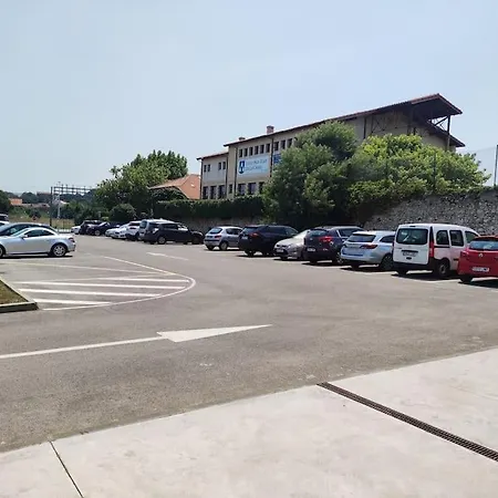 Con Jardin Privado A 300 Metros De La Playa *