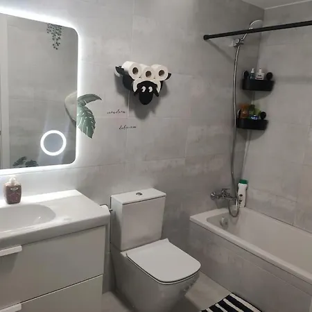 Con Jardin Privado A 300 Metros De La Playa Apartamento *