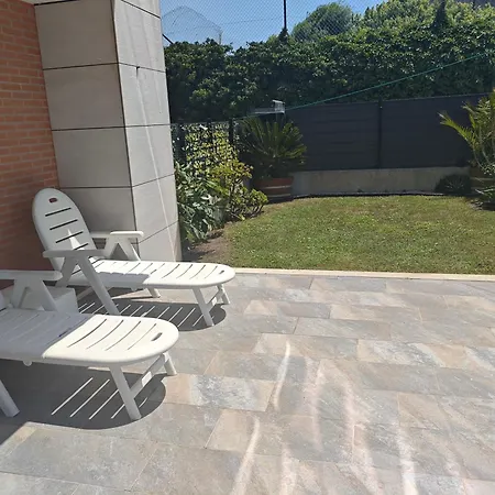 Con Jardin Privado A 300 Metros De La Playa * סוטו דה לה מרינה